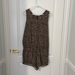 Albion Leopard Print Sleeveless romper size XL